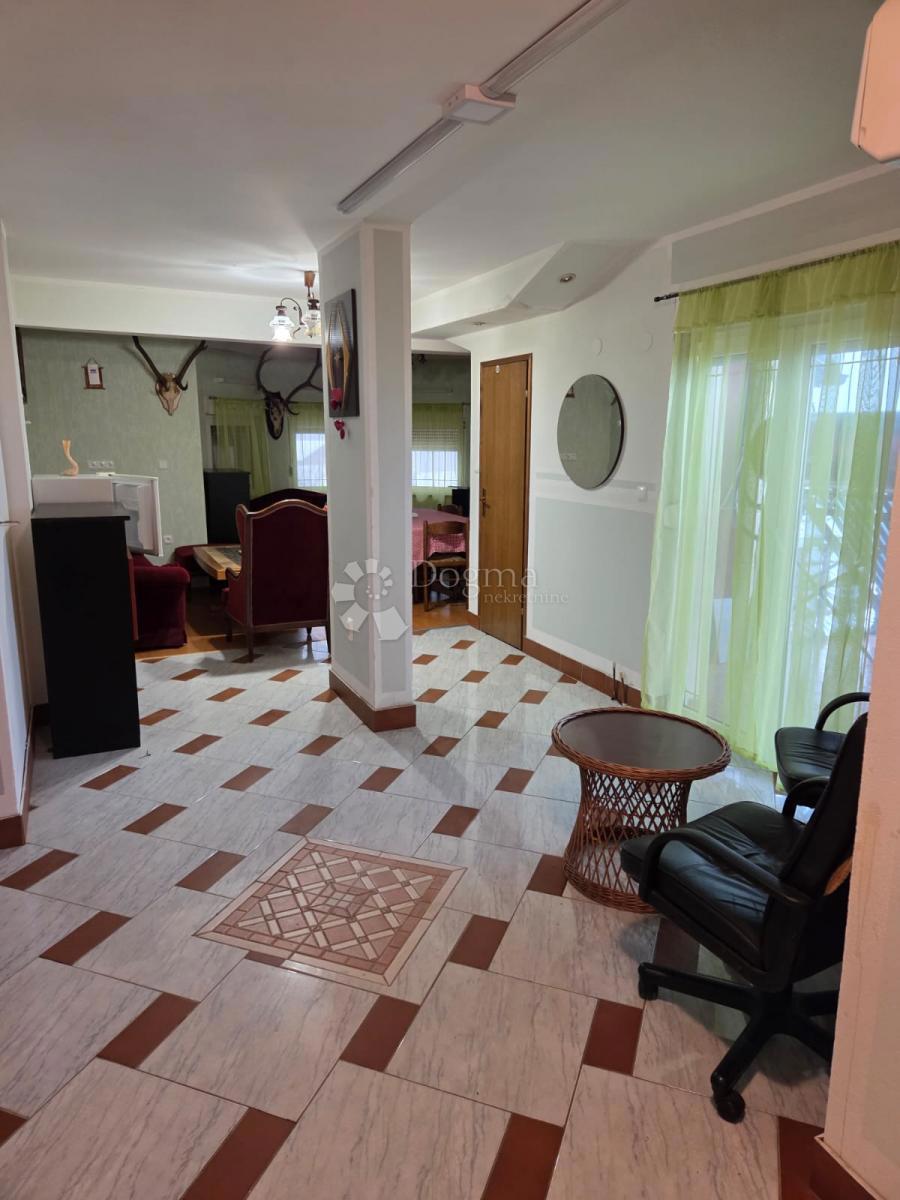 Casa Breznica, 400m2