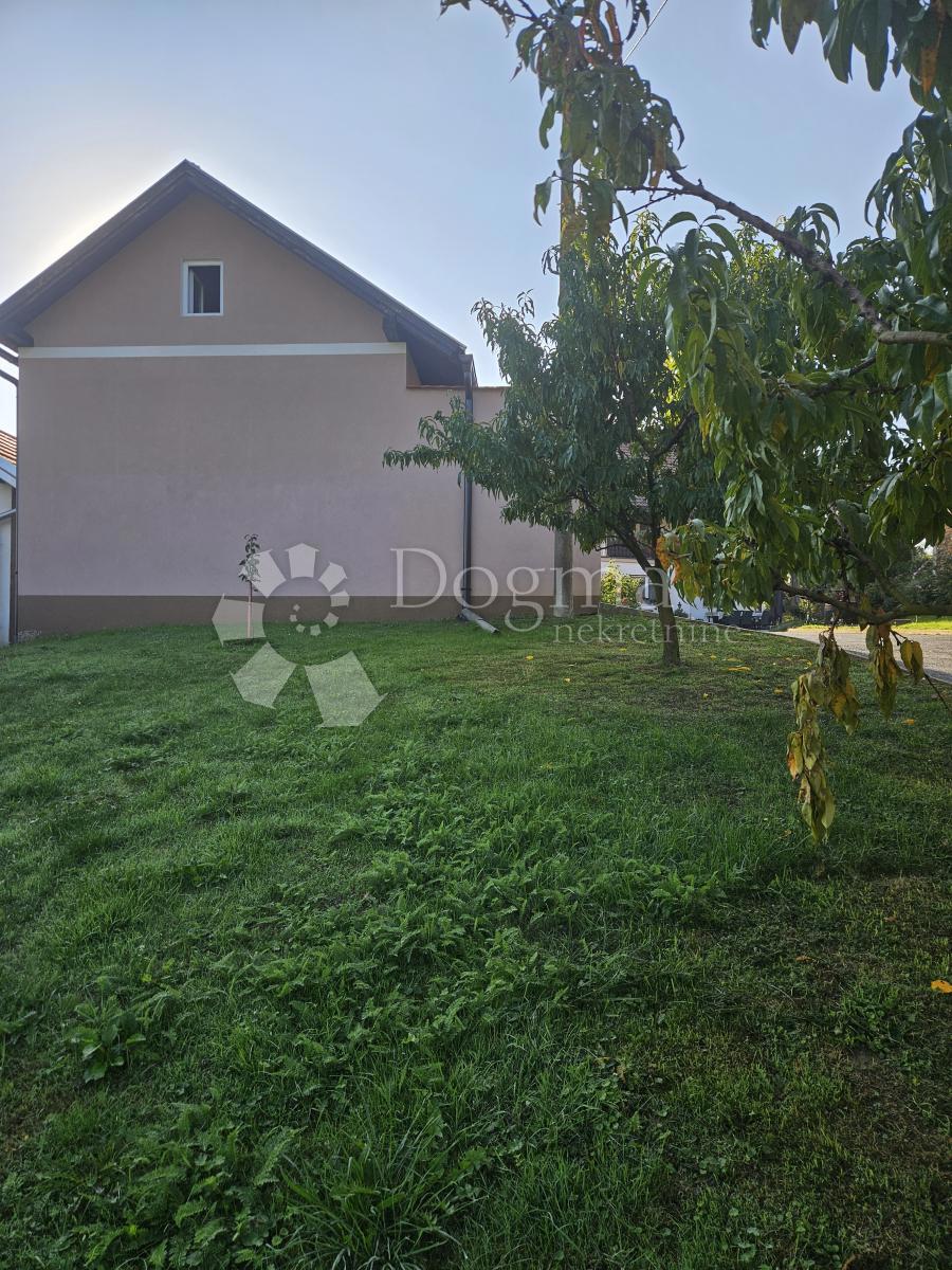 Casa Gornji Kneginec, 237m2