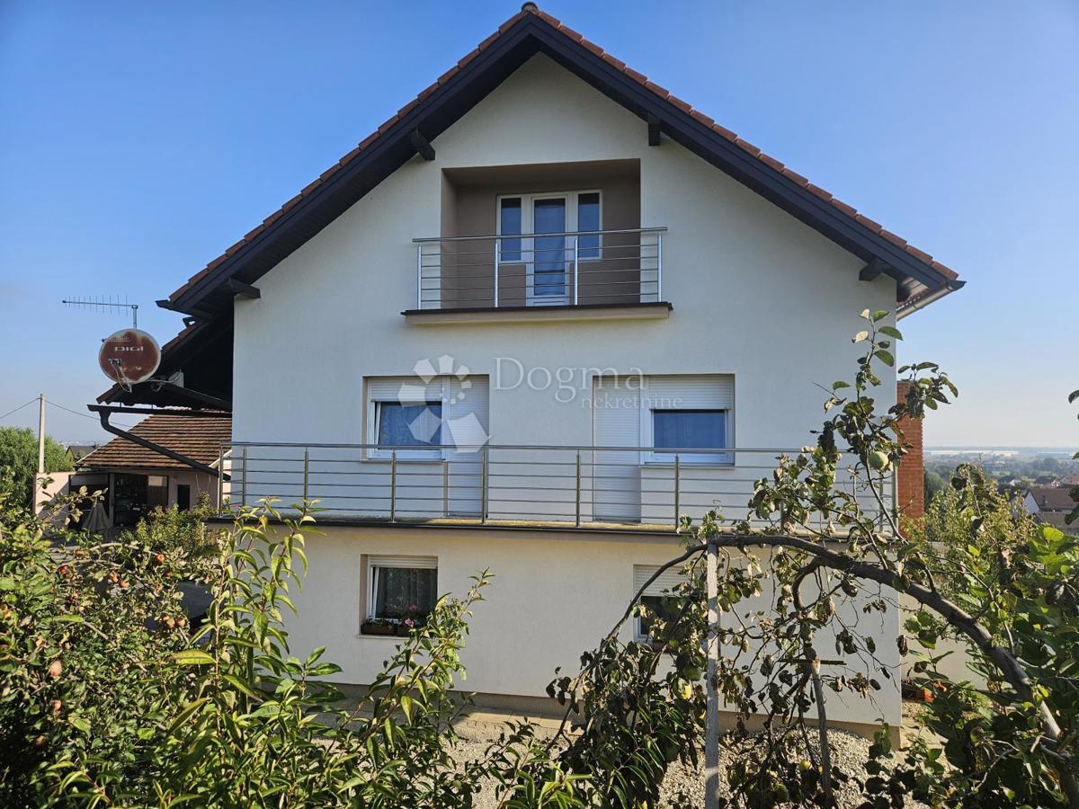 Casa Gornji Kneginec, 237m2