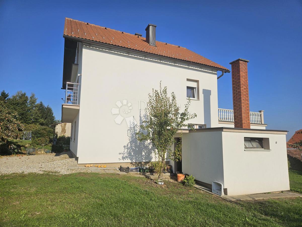 Casa Gornji Kneginec, 237m2