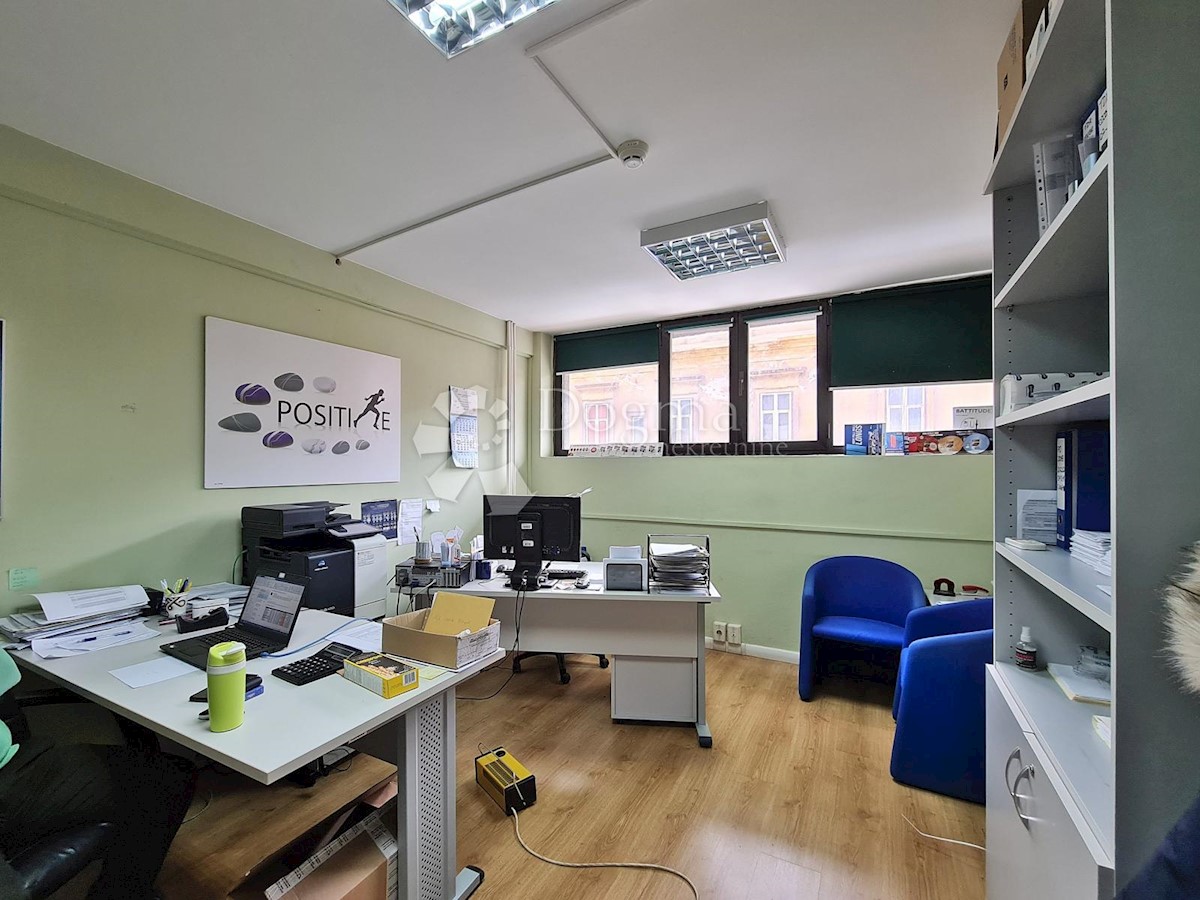 Locale commerciale Centar, Rijeka, 1.290m2