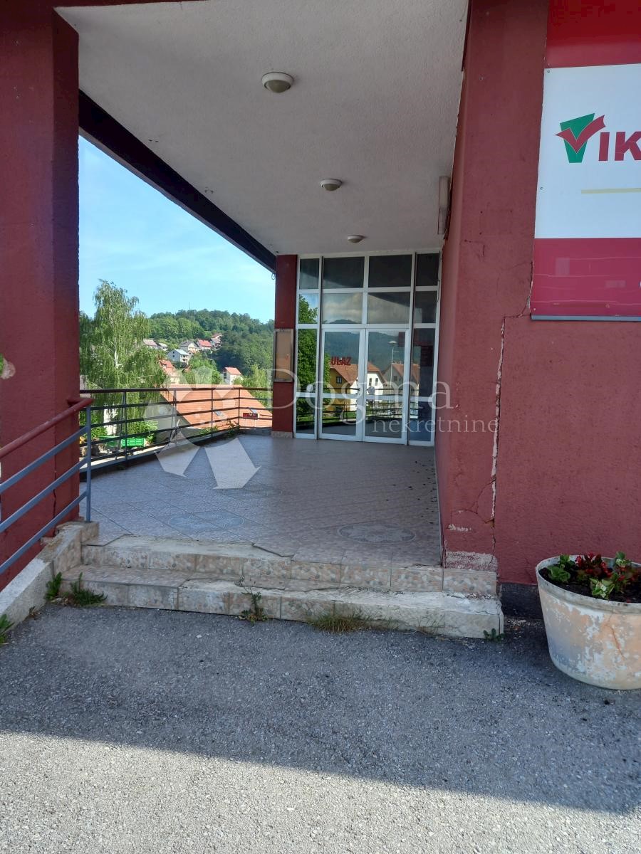 Locale commerciale Skrad, 1.040m2