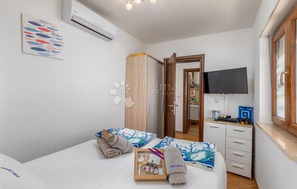 Casa Šarići, Marčana, Krvavići 39, 160m2