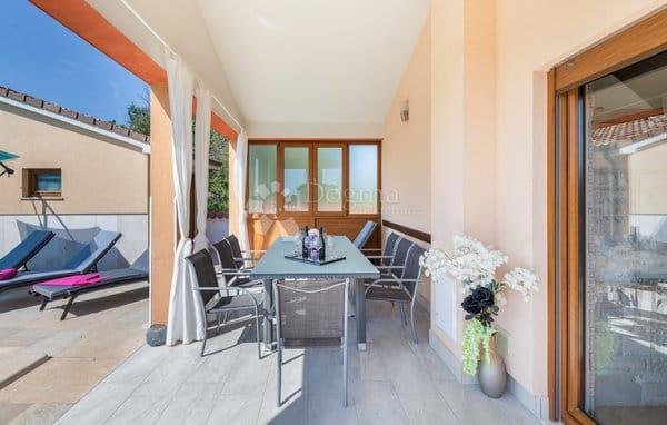 Casa Šarići, Marčana, Krvavići 39, 160m2