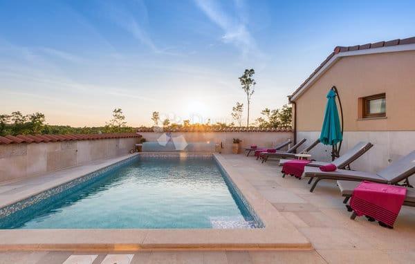 Casa Šarići, Marčana, Krvavići 39, 160m2