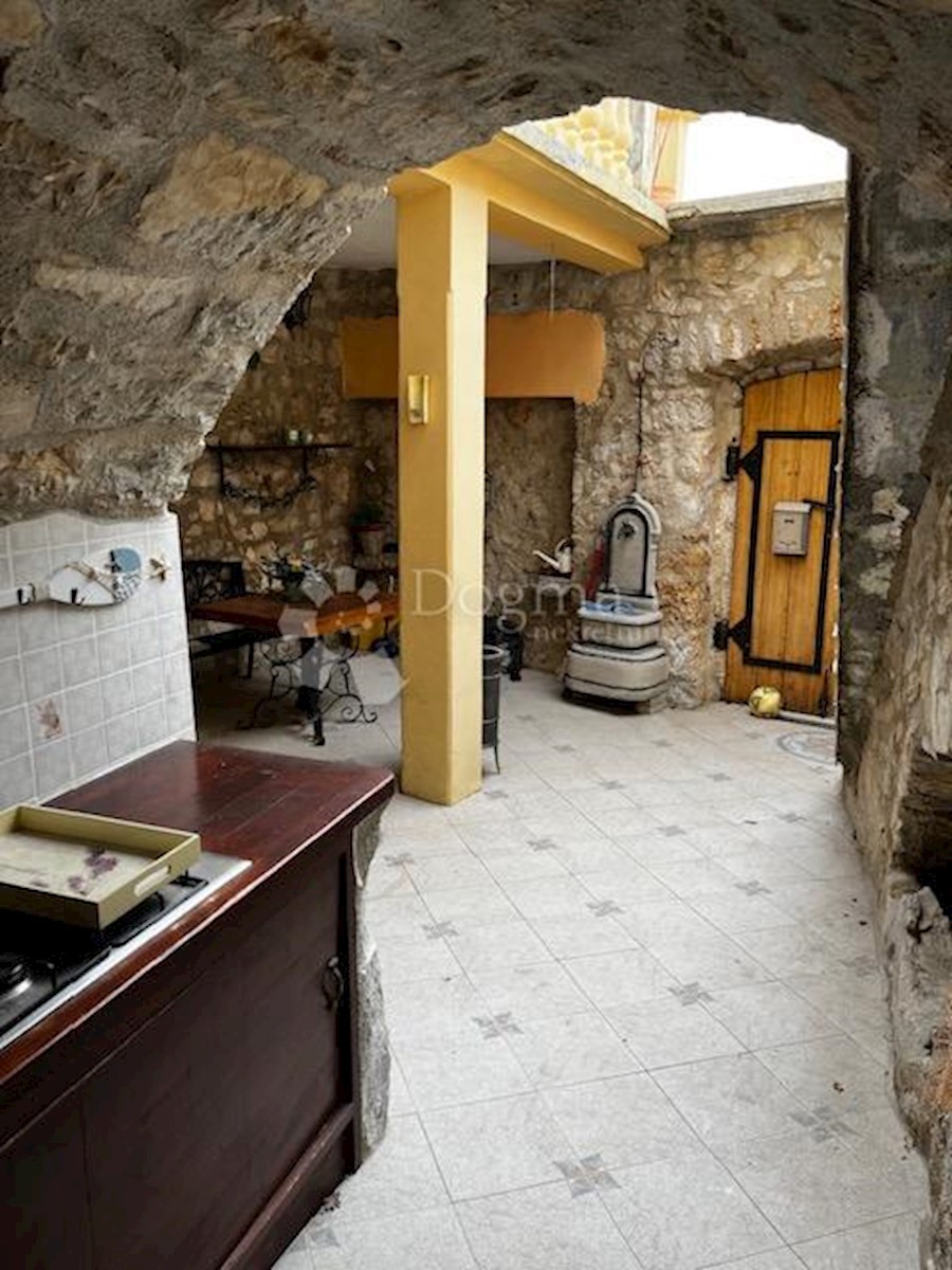 Casa Tribalj, Vinodolska Općina, 170m2