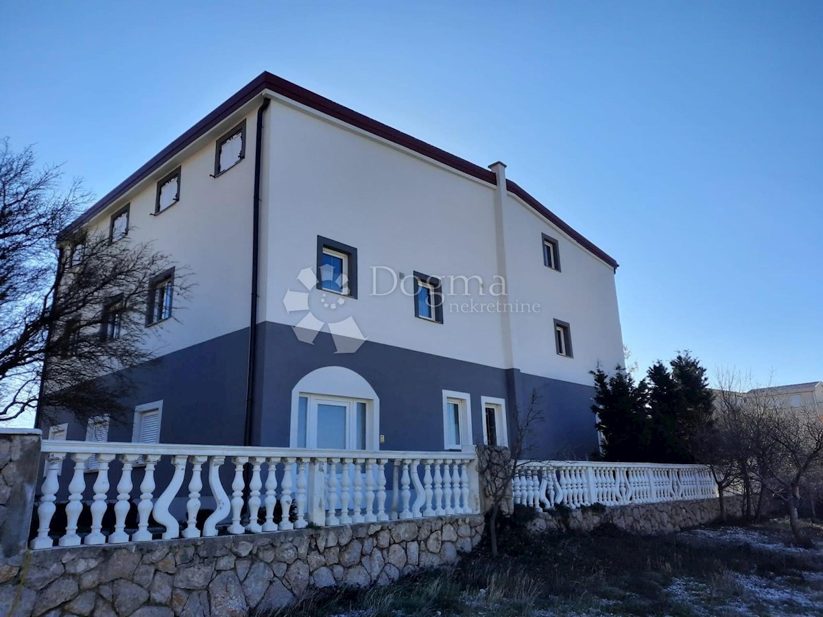 Casa Cesarica, Karlobag, 450m2