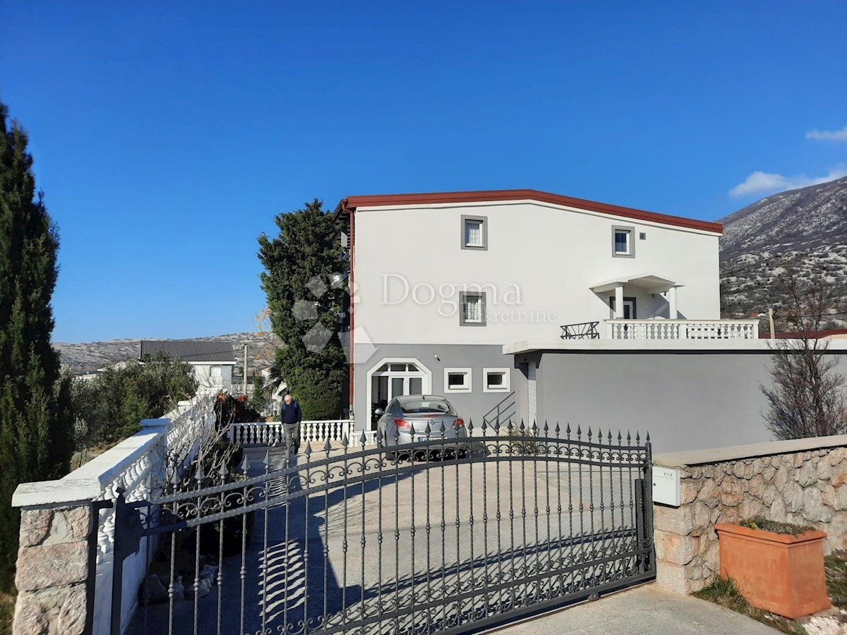 Casa Cesarica, Karlobag, 450m2