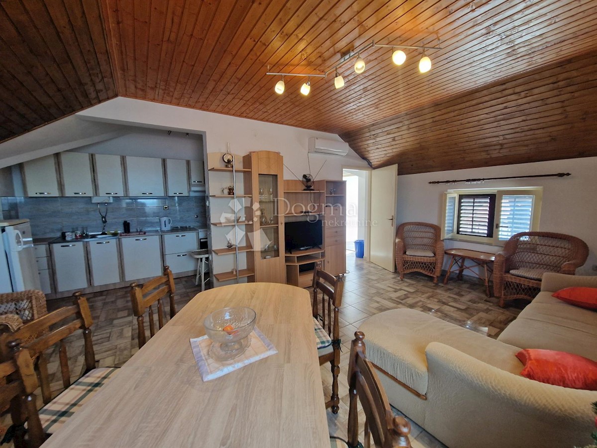 Casa Gornji Karin, Obrovac, 300m2