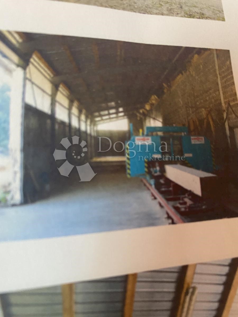 Locale commerciale Brod Moravice, 623m2