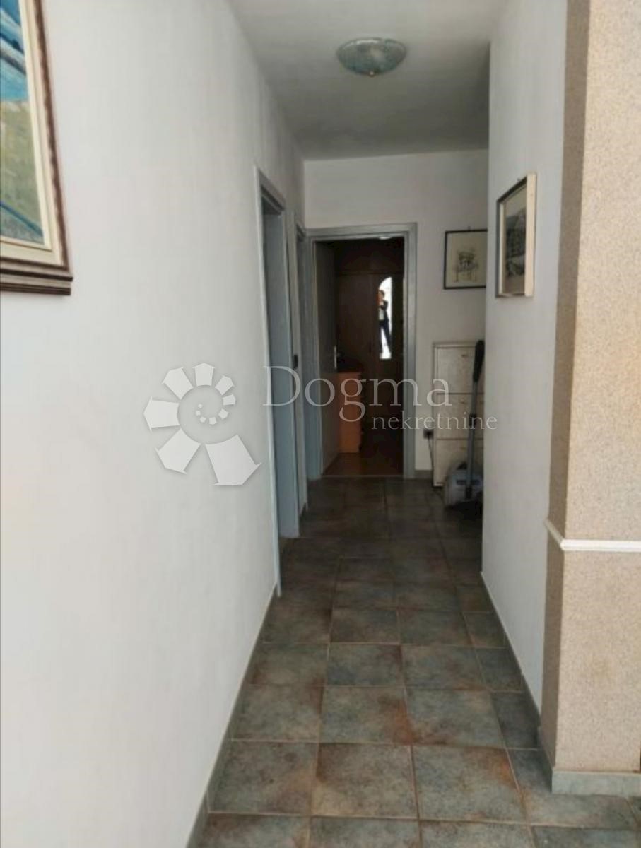 Allogio Vodice, 90m2