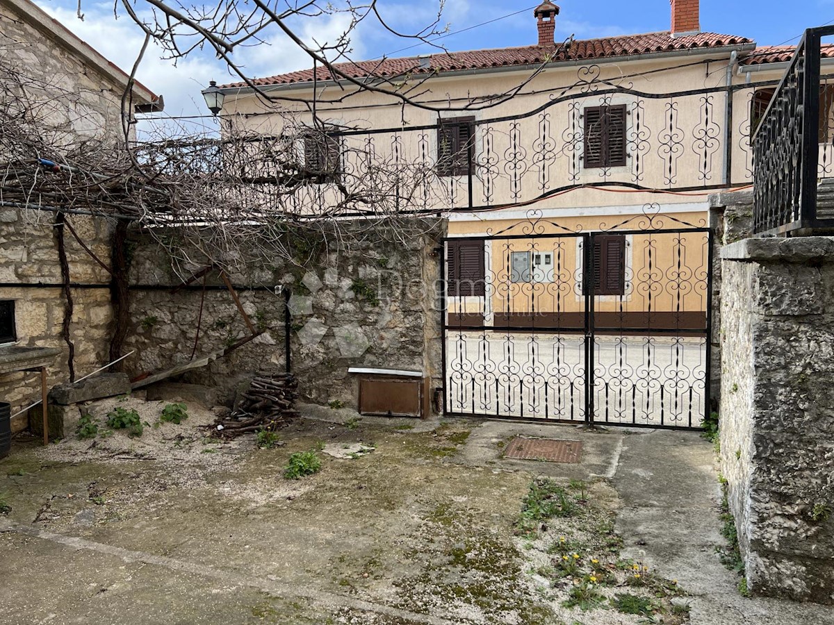 CASA NEL VECCHIO NUCLEO