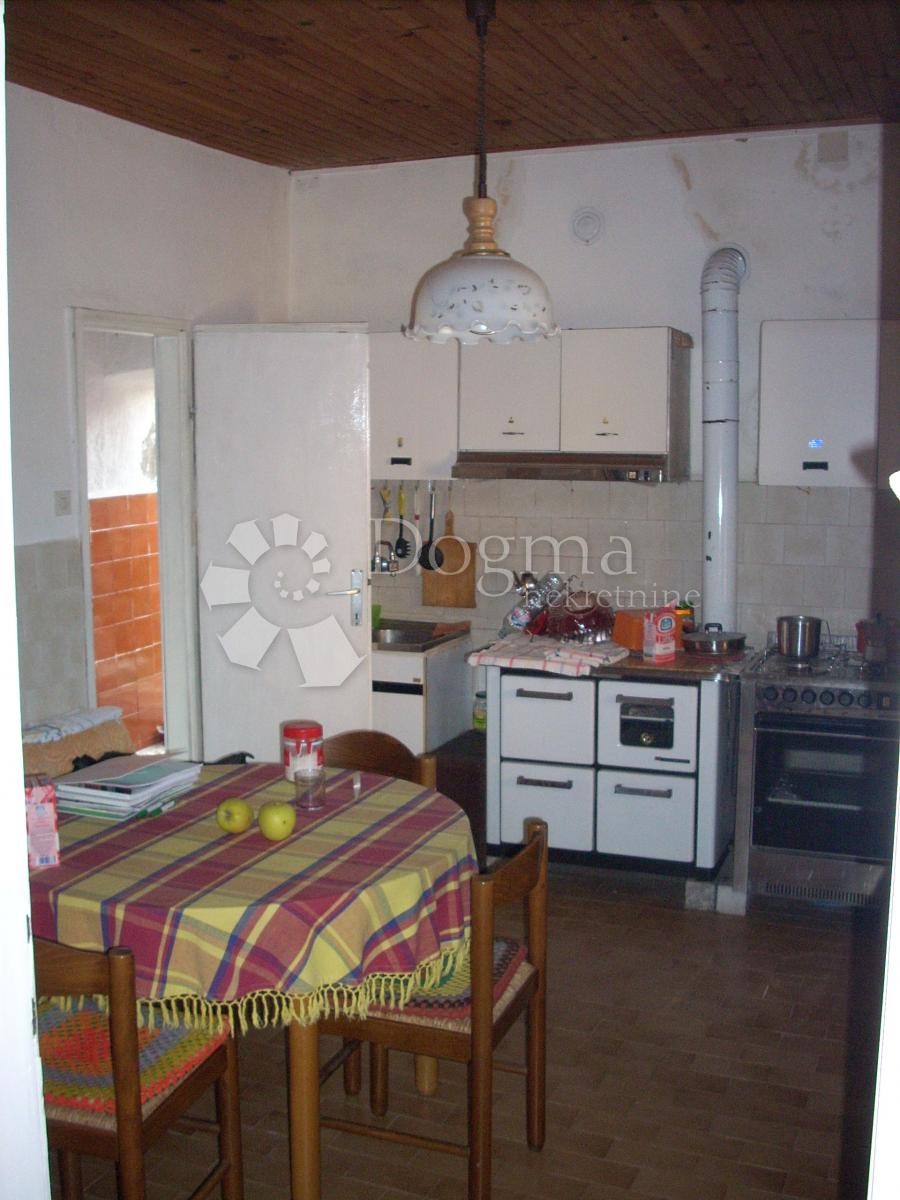 CASA NEL VECCHIO NUCLEO