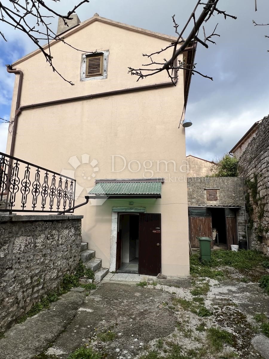 CASA NEL VECCHIO NUCLEO