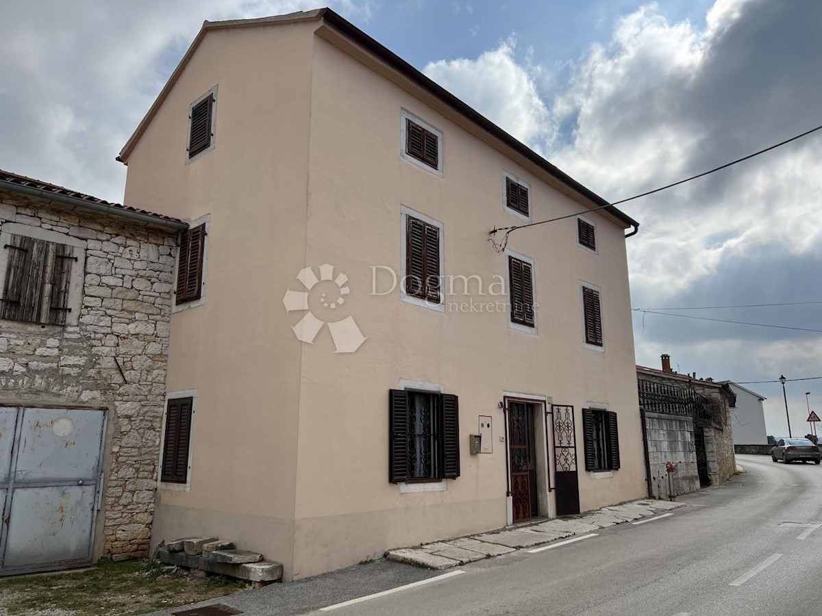 CASA NEL VECCHIO NUCLEO