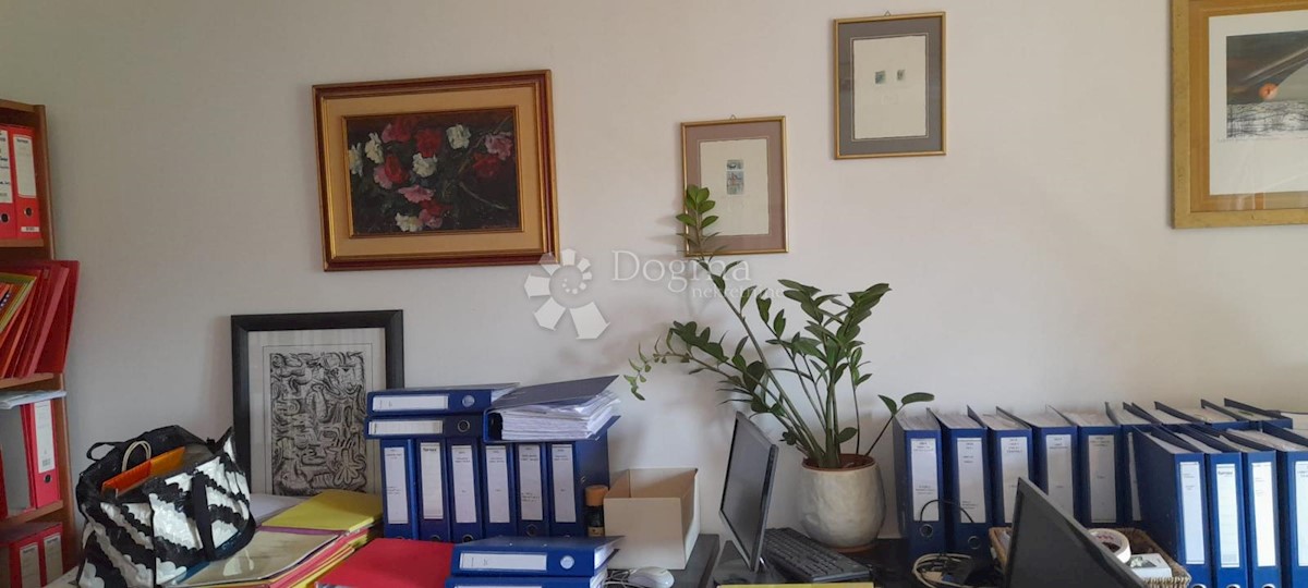 Locale commerciale Centar, Rijeka, 73,09m2
