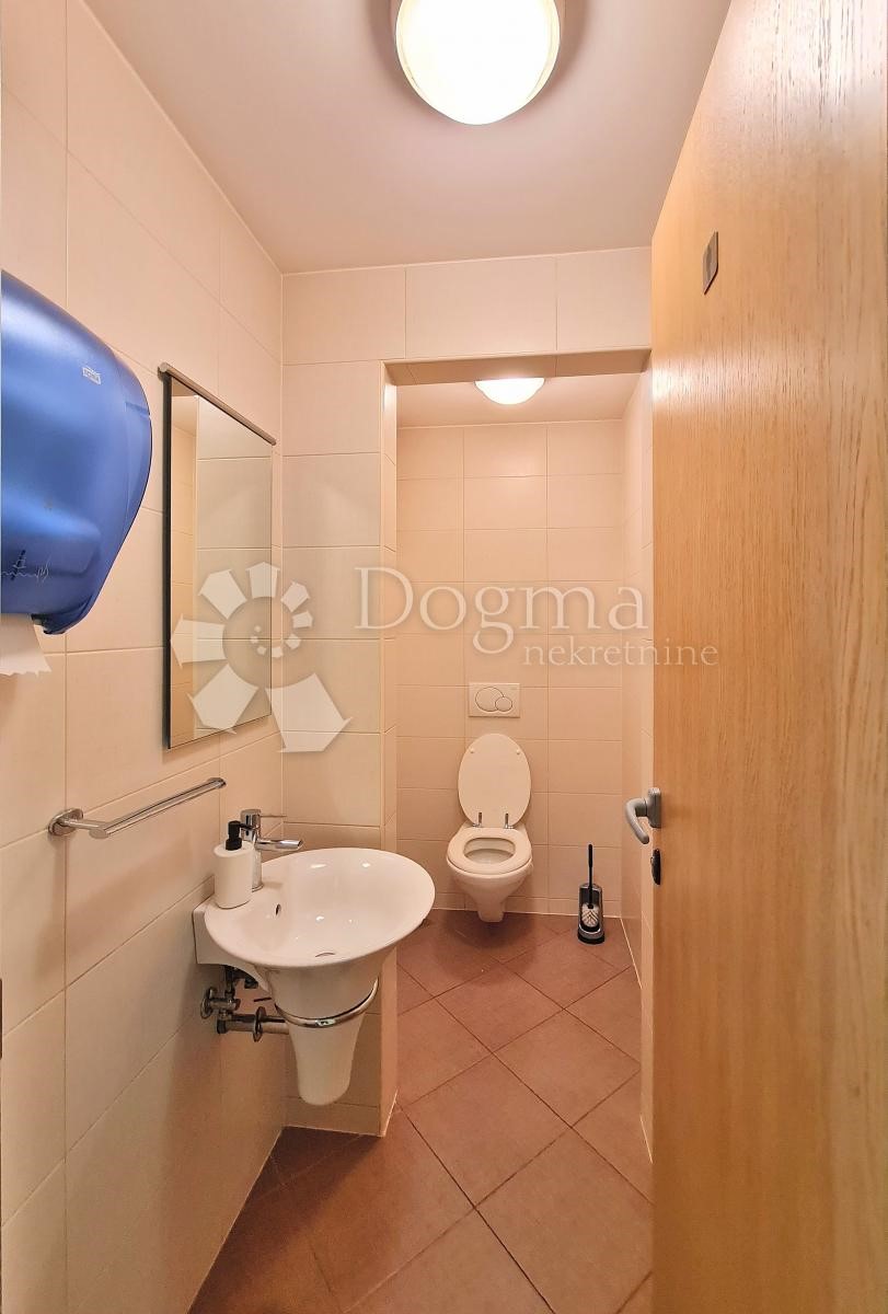 Allogio Centar, Rijeka, 121,36m2