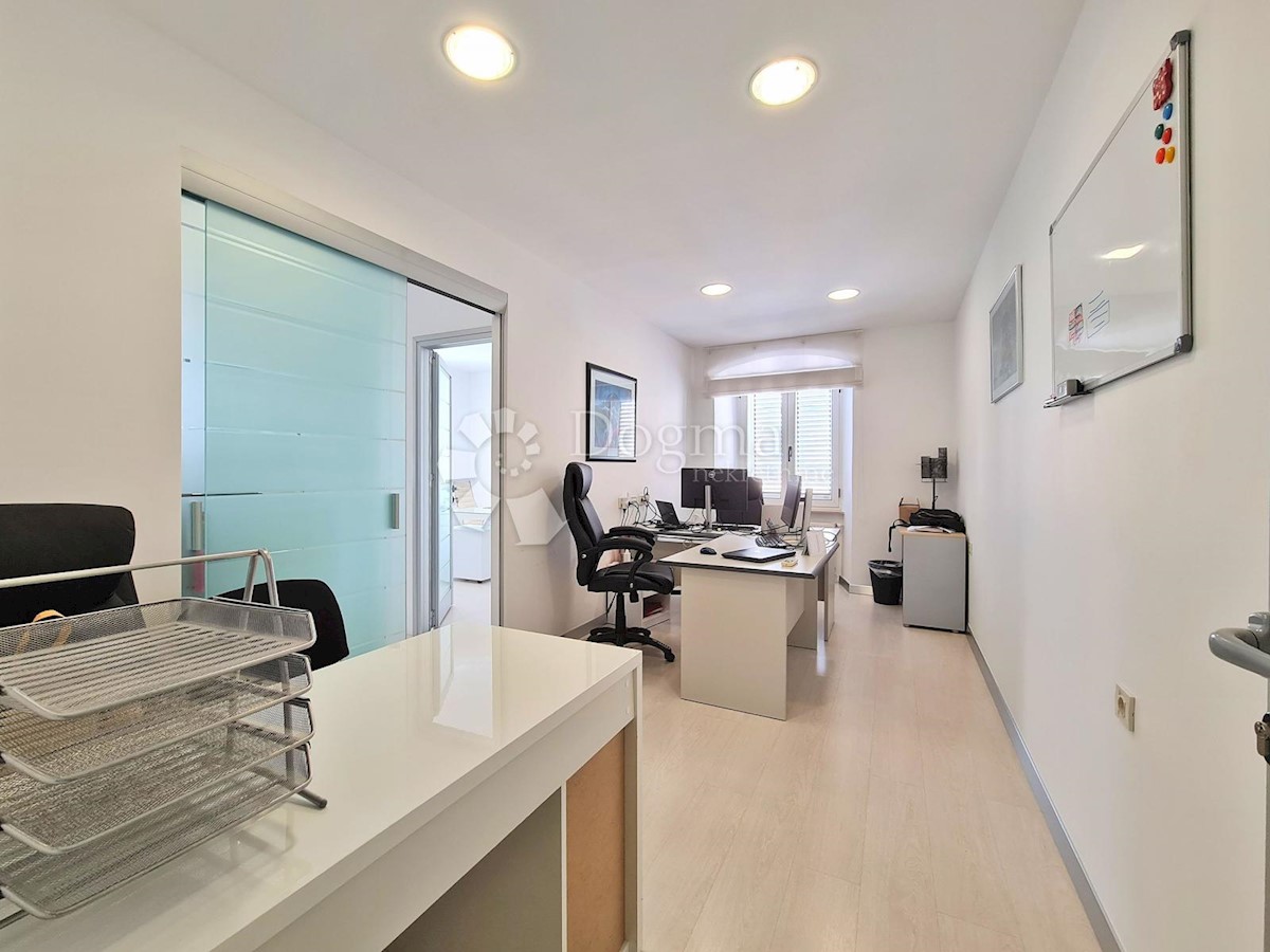 Allogio Centar, Rijeka, 121,36m2