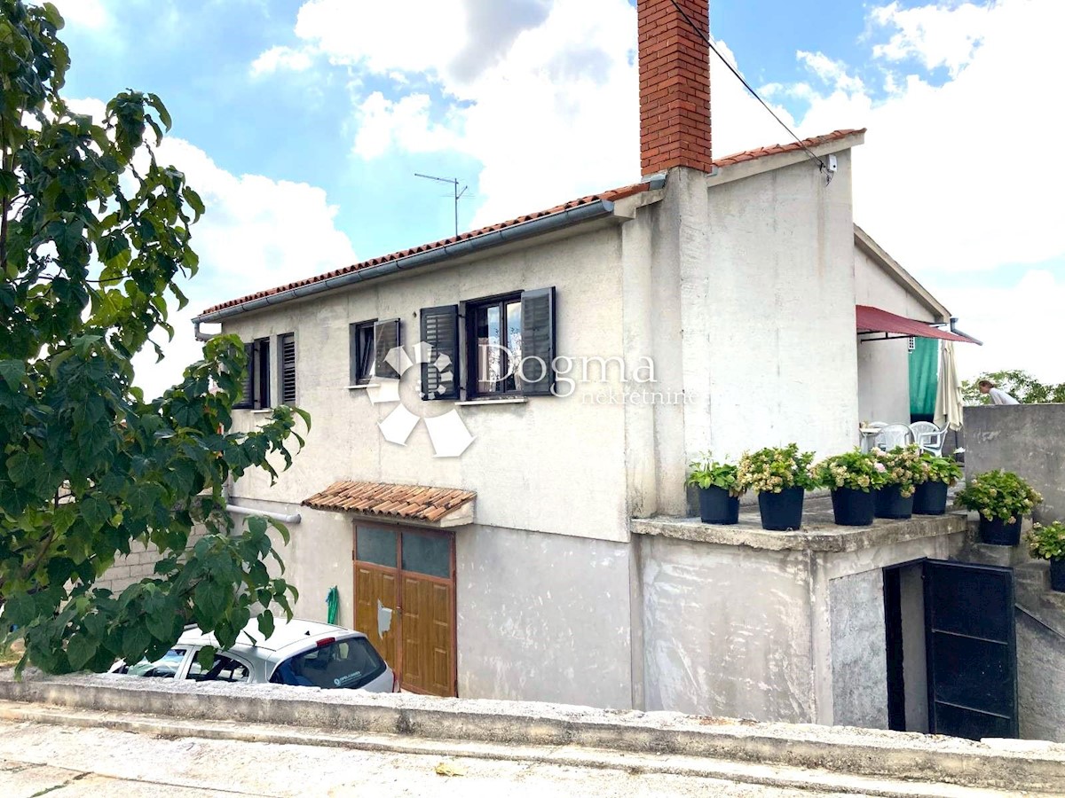 Casa Sveti Lovreč, 333m2
