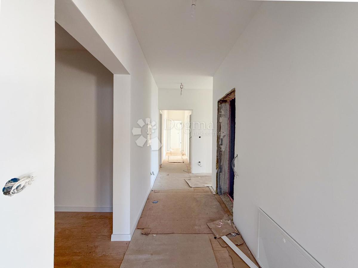 Allogio Bivio, Rijeka, 322,24m2