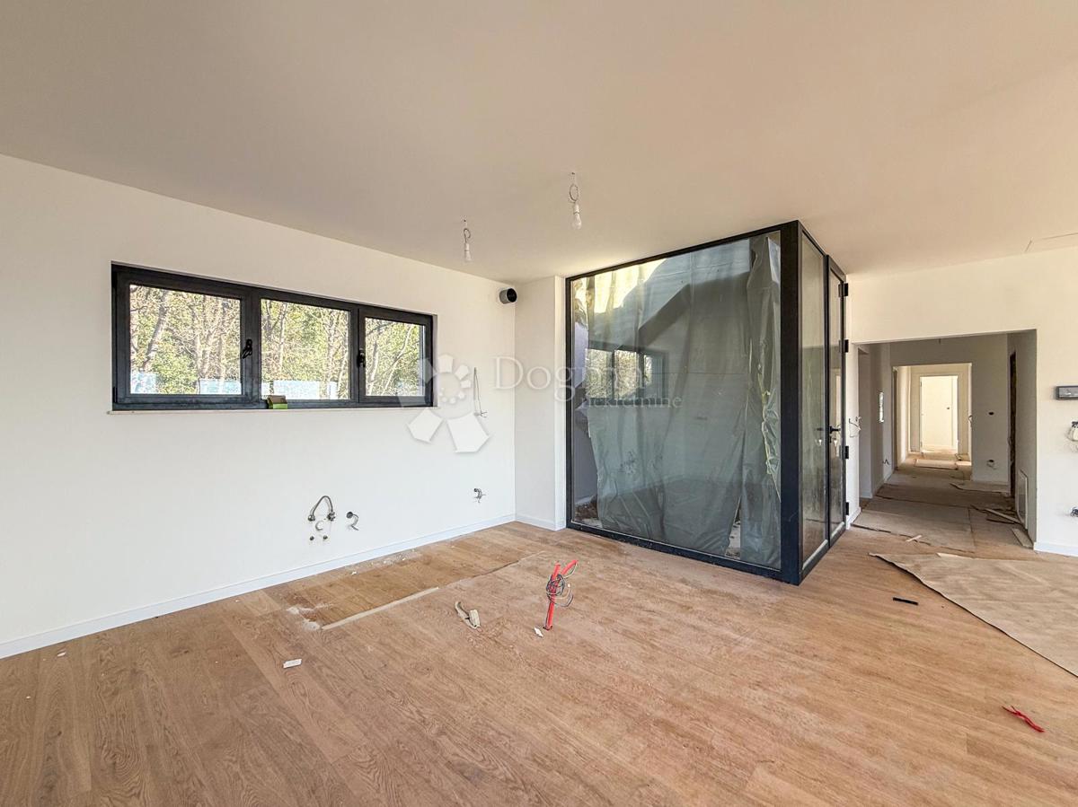 Allogio Bivio, Rijeka, 322,24m2