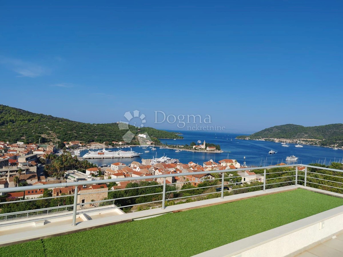 Casa Vis, Grad Vis, 311m2