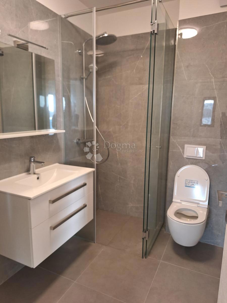 Allogio Rogoznica, 88m2