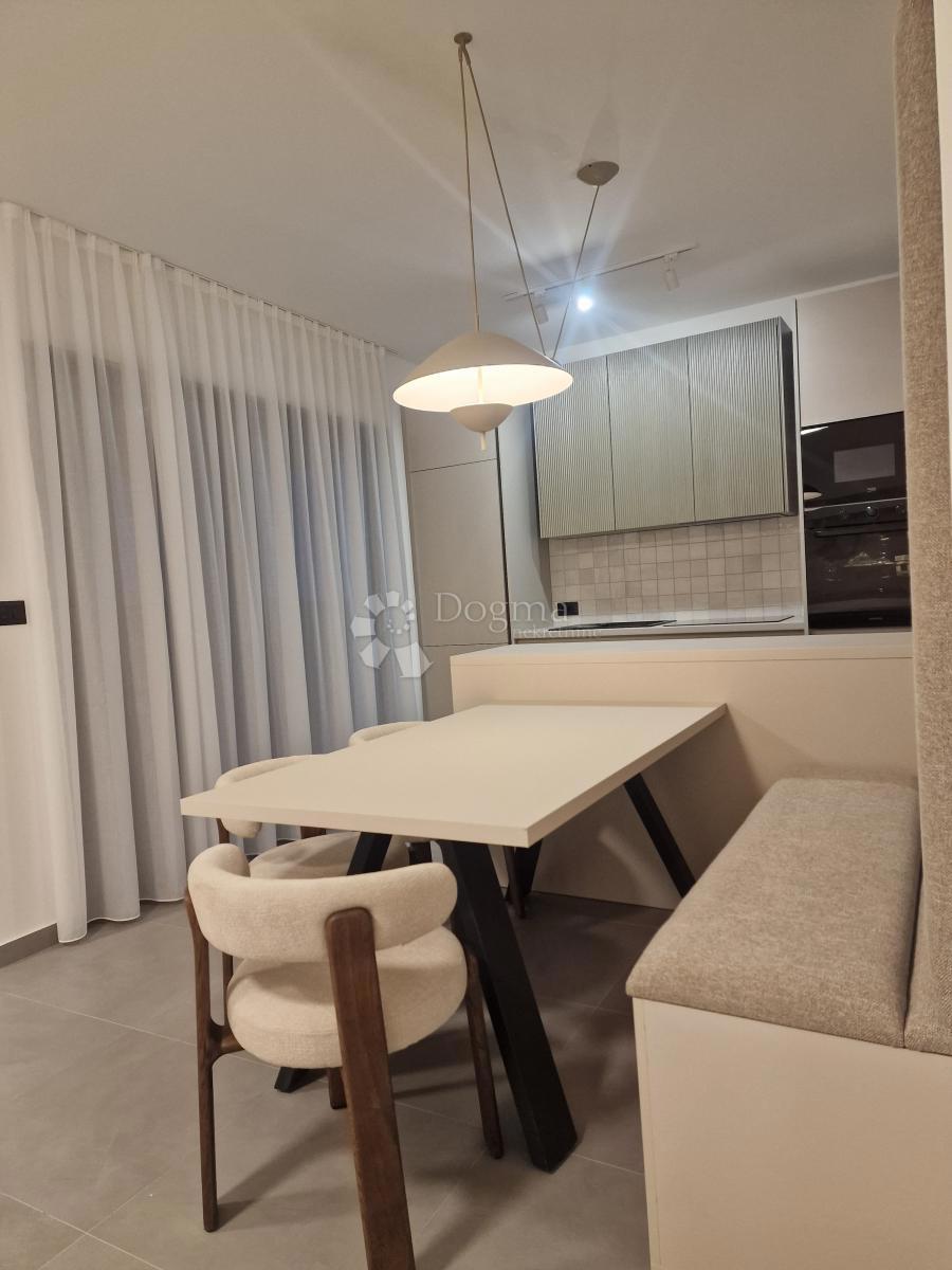 Allogio Rogoznica, 88m2