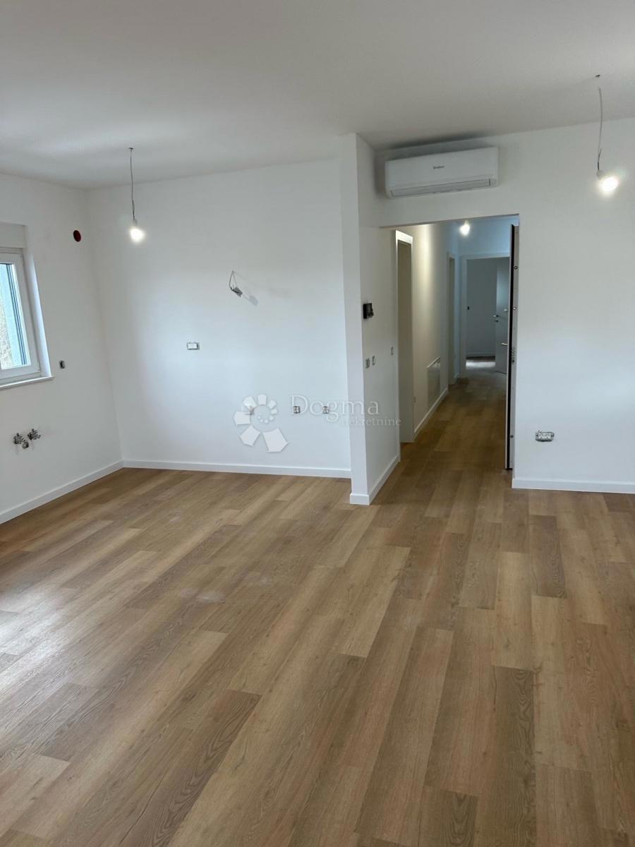 Allogio Jankomir, Stenjevec, 90,15m2