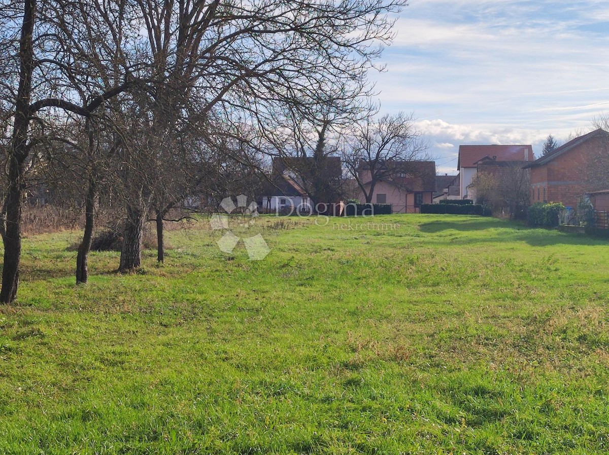 Terreno Kuče, Velika Gorica - Okolica, 960m2