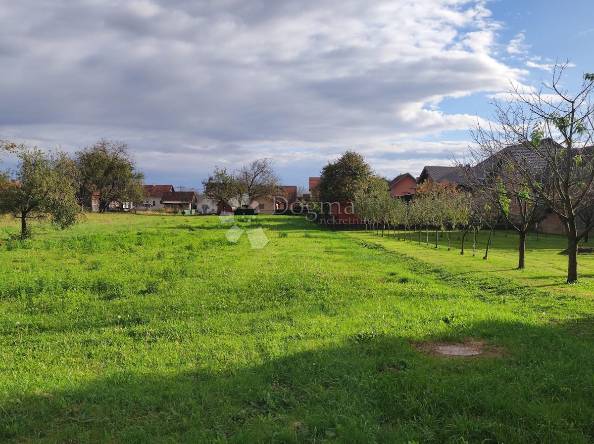 Terreno Kuče, Velika Gorica - Okolica, 960m2