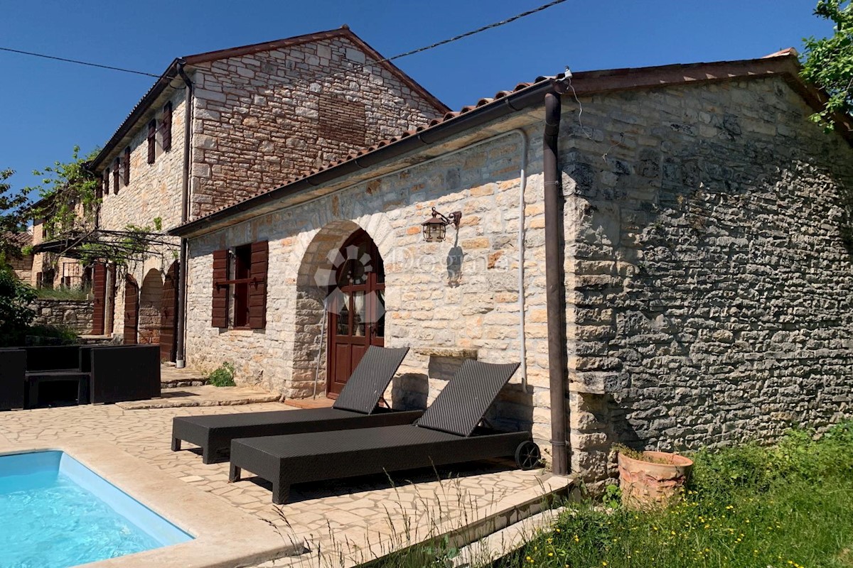 Casa Gradišće, Žminj, 300m2