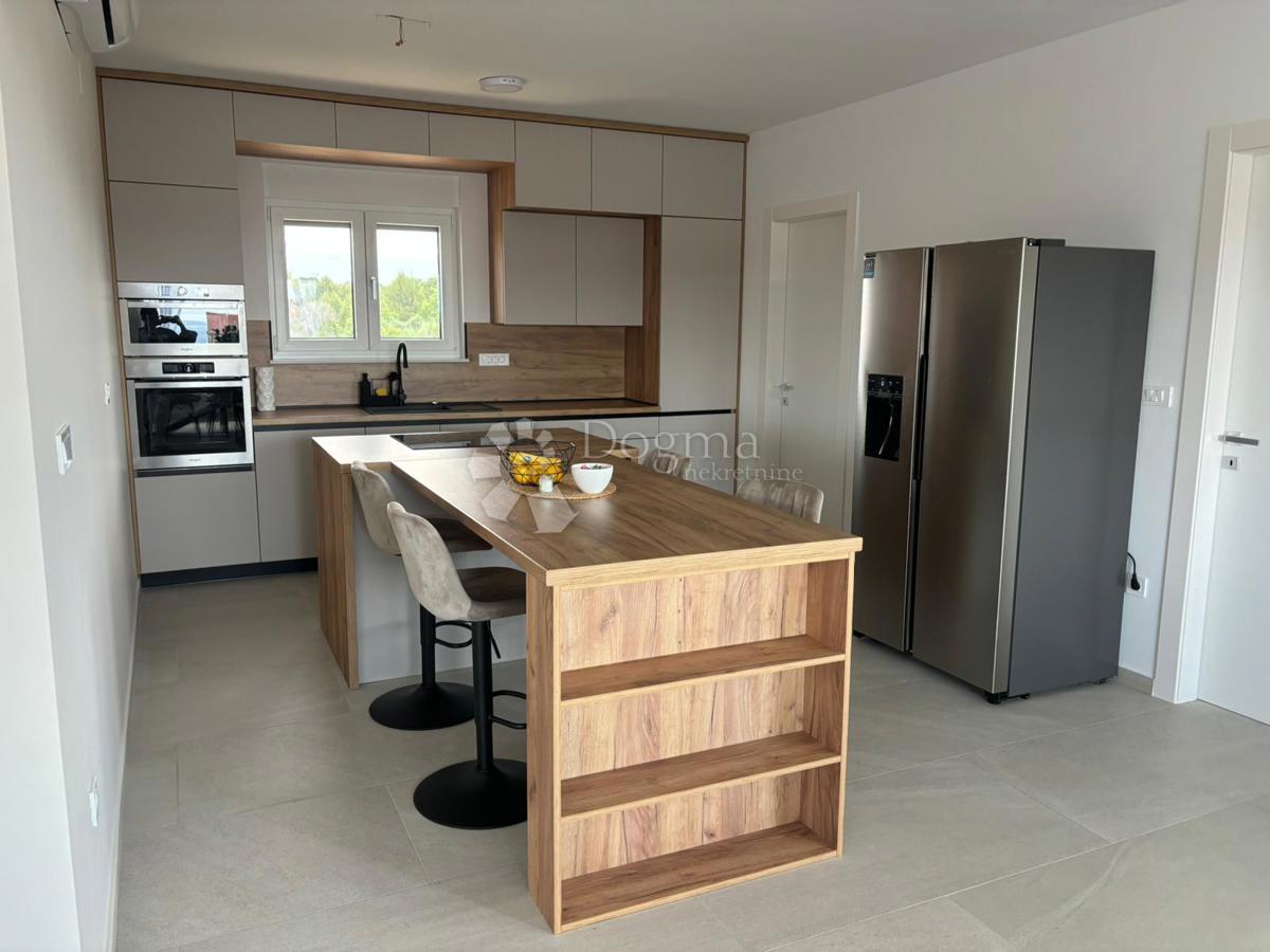 Allogio Privlaka, 150m2