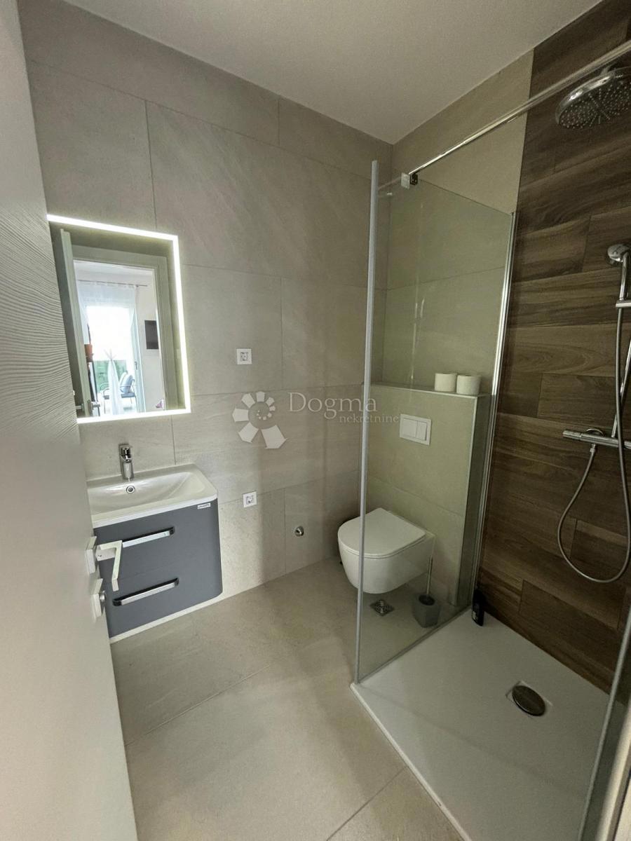 Allogio Privlaka, 150m2