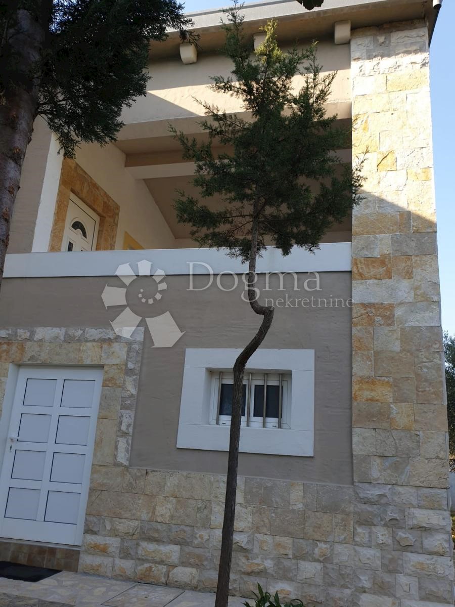 Locale commerciale Žirje, Šibenik - Okolica, 1.650m2