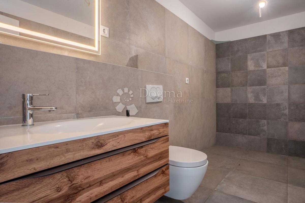 Allogio Krimeja, Rijeka, 107,79m2