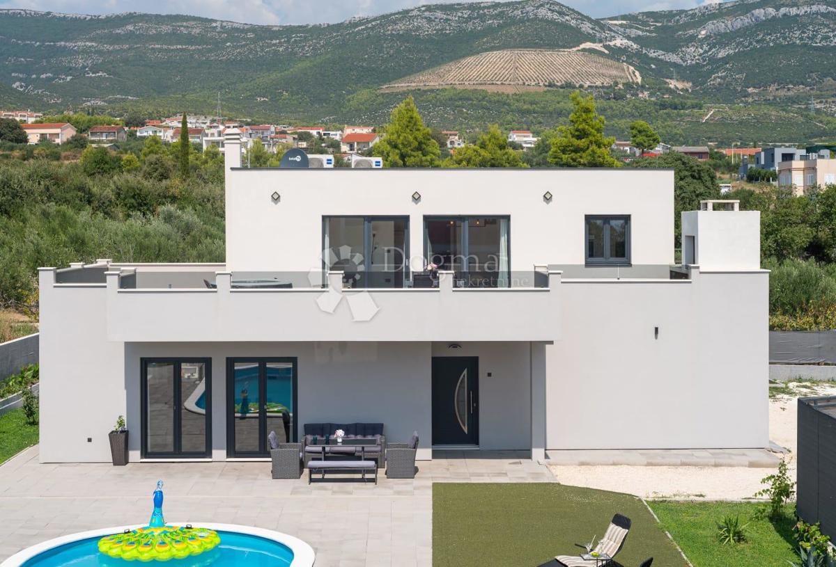 Casa Kaštel Novi, Kaštela, 225m2