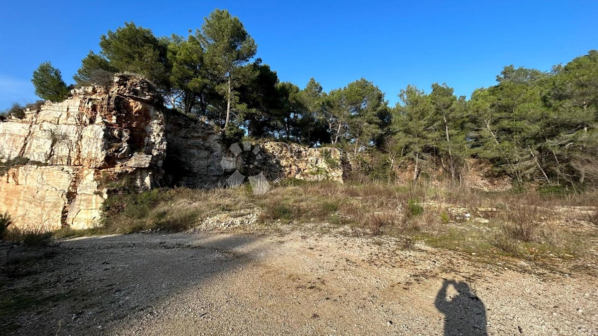 Terreno Centar, Pula, 7.919m2