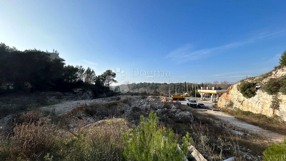 Terreno Centar, Pula, 7.919m2