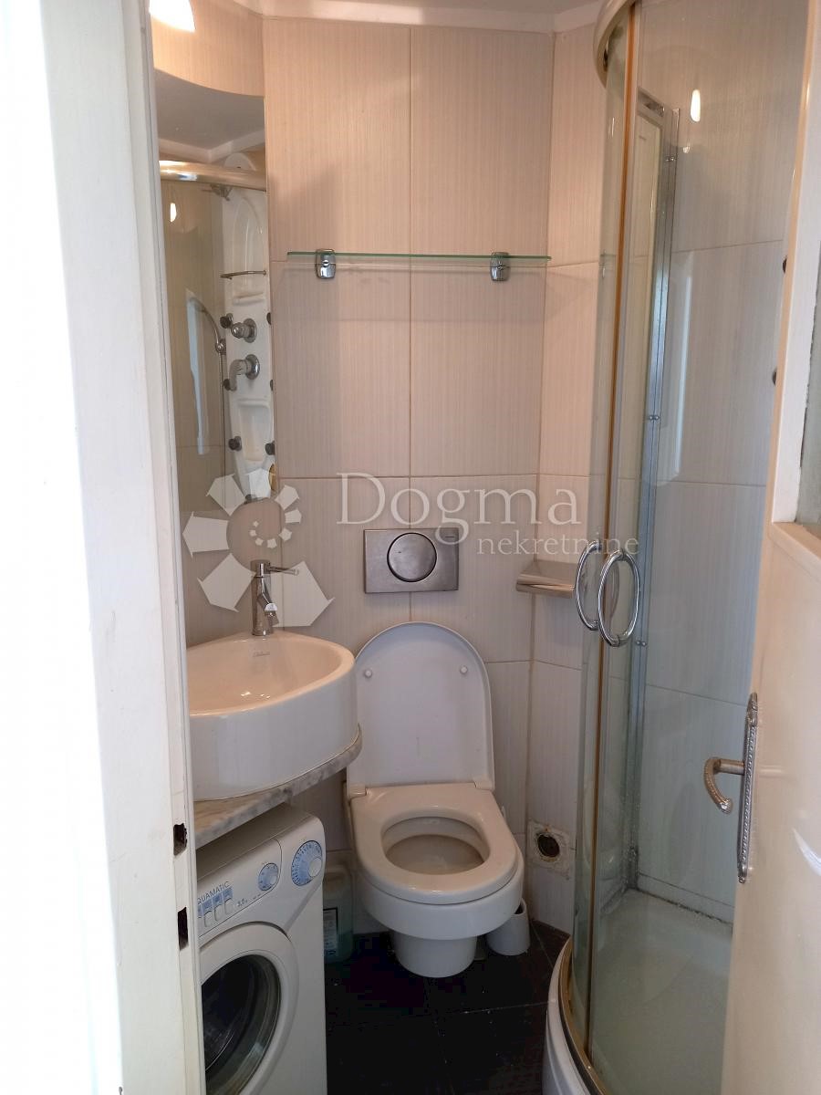 Allogio Krnjevo, Rijeka, 27,26m2