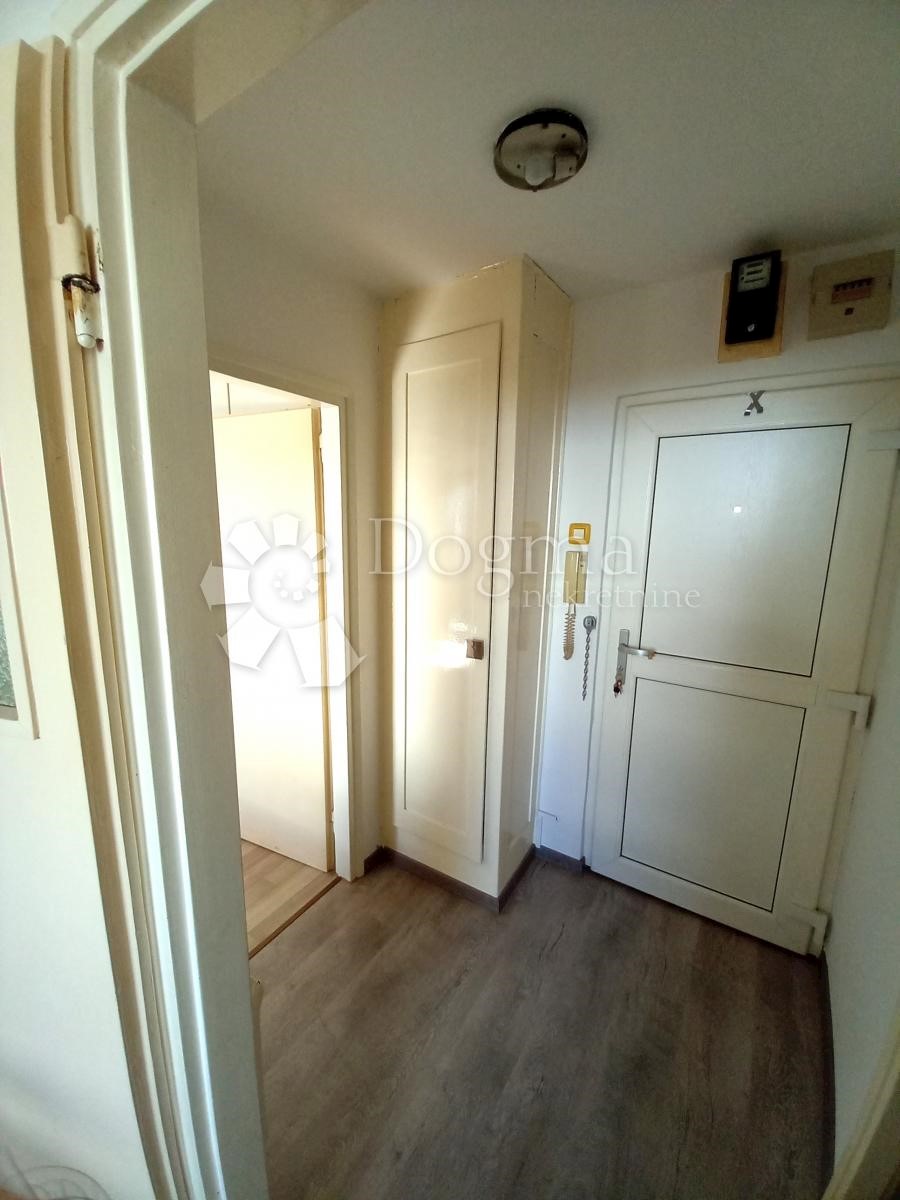 Allogio Krnjevo, Rijeka, 27,26m2