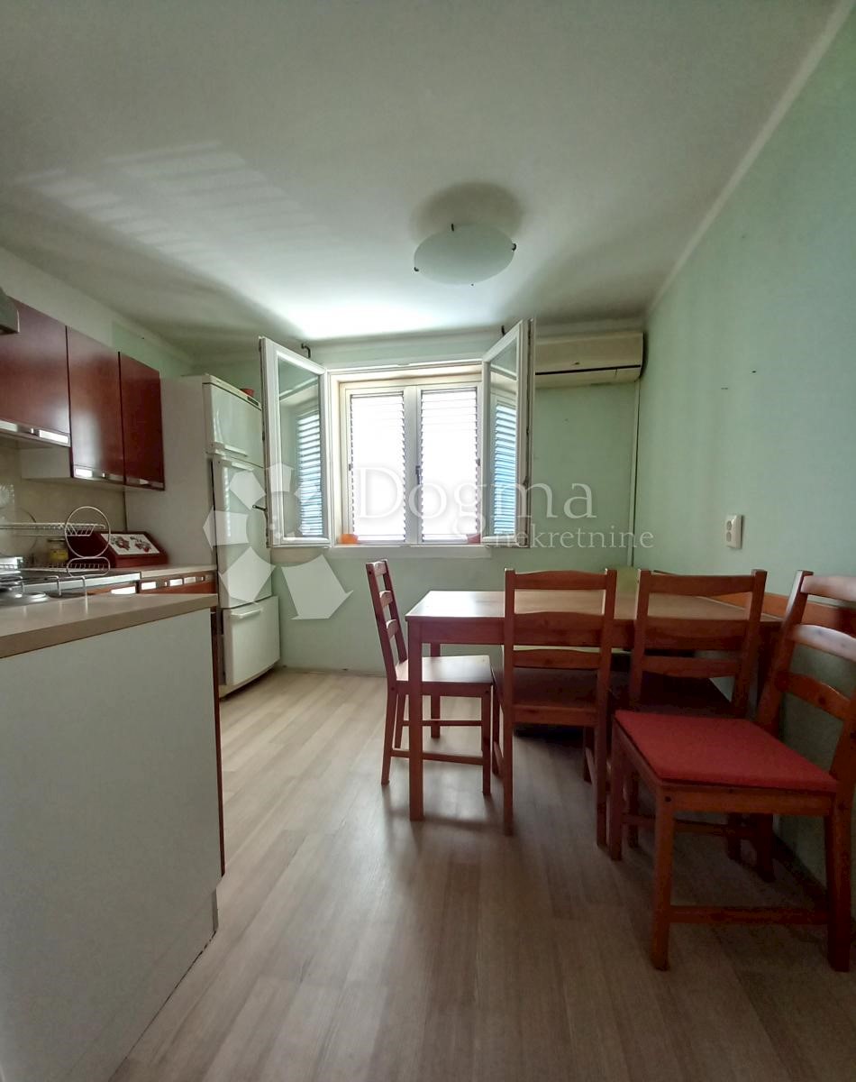 Allogio Krnjevo, Rijeka, 27,26m2