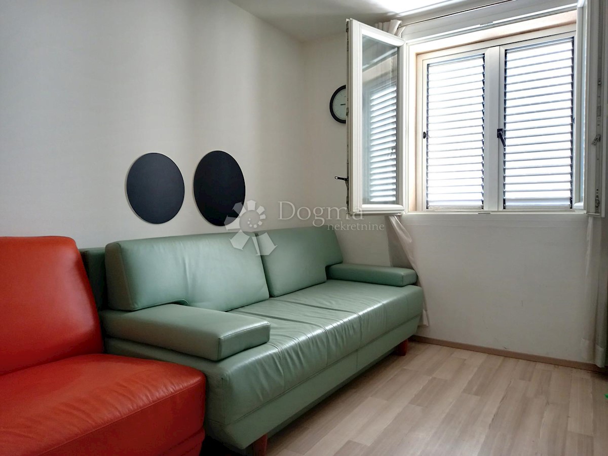 Allogio Krnjevo, Rijeka, 27,26m2