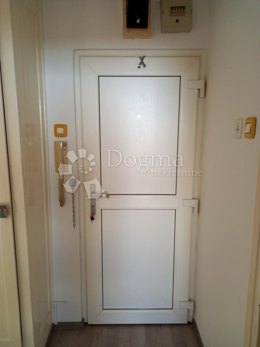 Allogio Krnjevo, Rijeka, 27,26m2