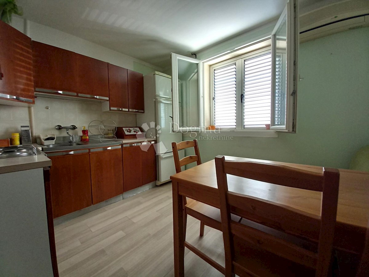 Allogio Krnjevo, Rijeka, 27,26m2