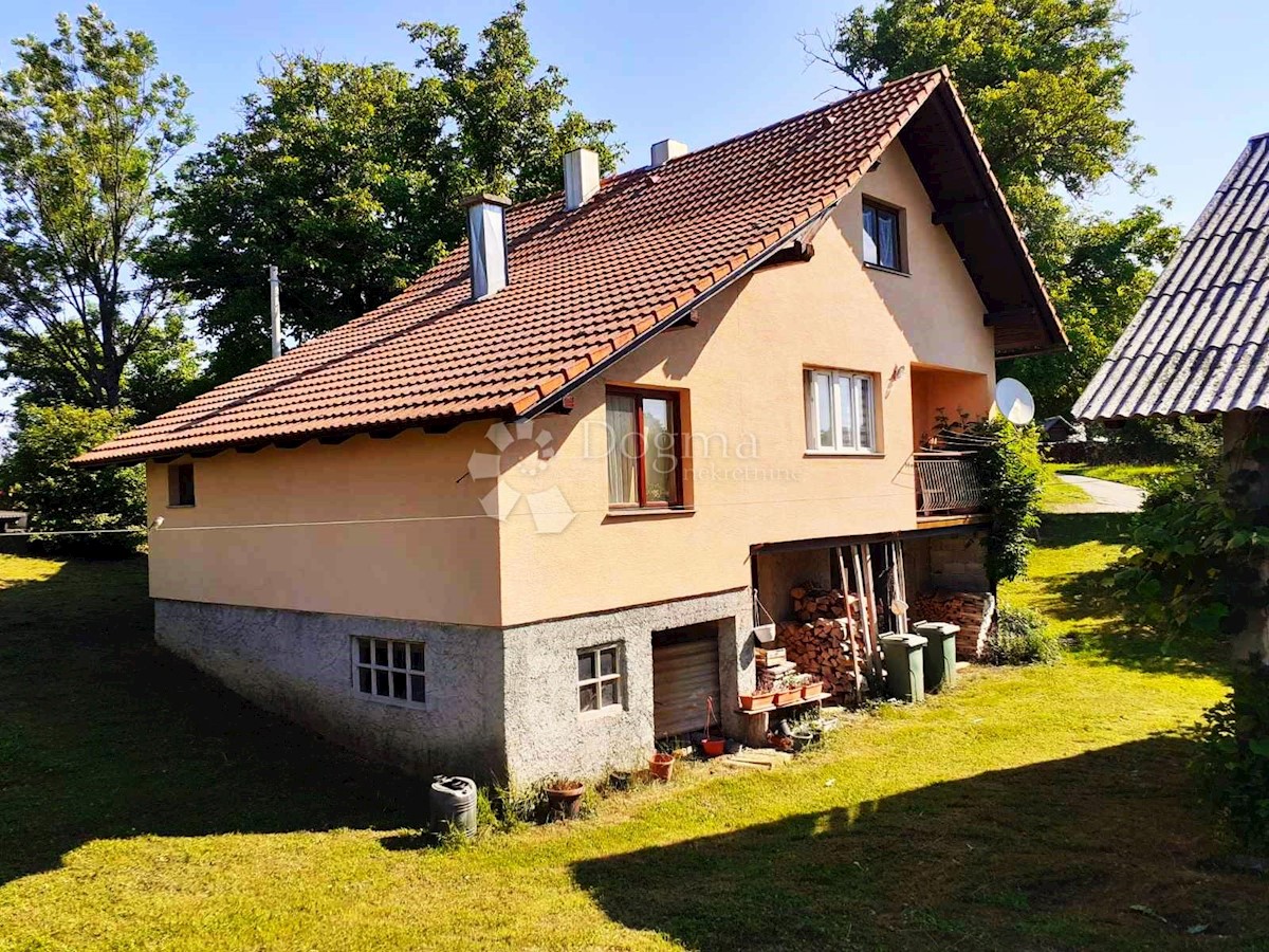 Casa Gomirje, Vrbovsko, 2.368m2