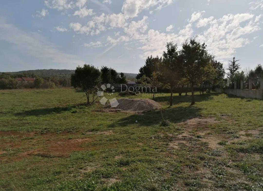 Terreno Labin, 1.318m2