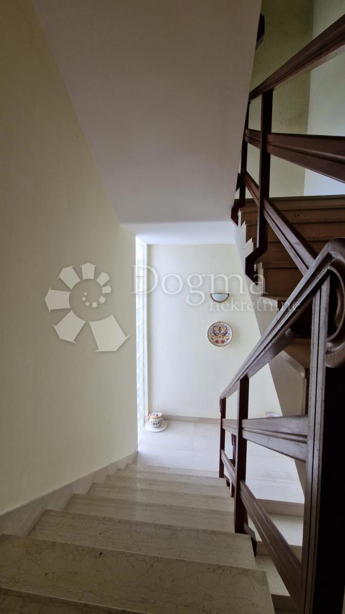 Casa Pješčana Uvala, Medulin, 360m2