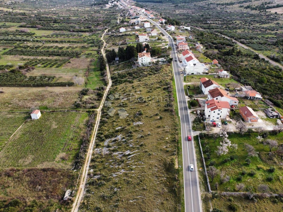 Terreno Donje Polje, Šibenik - Okolica, 1.962m2