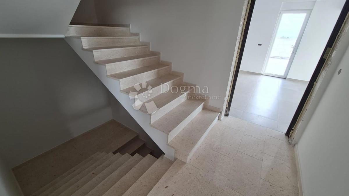 Allogio Šimuni, Pag, 108,32m2